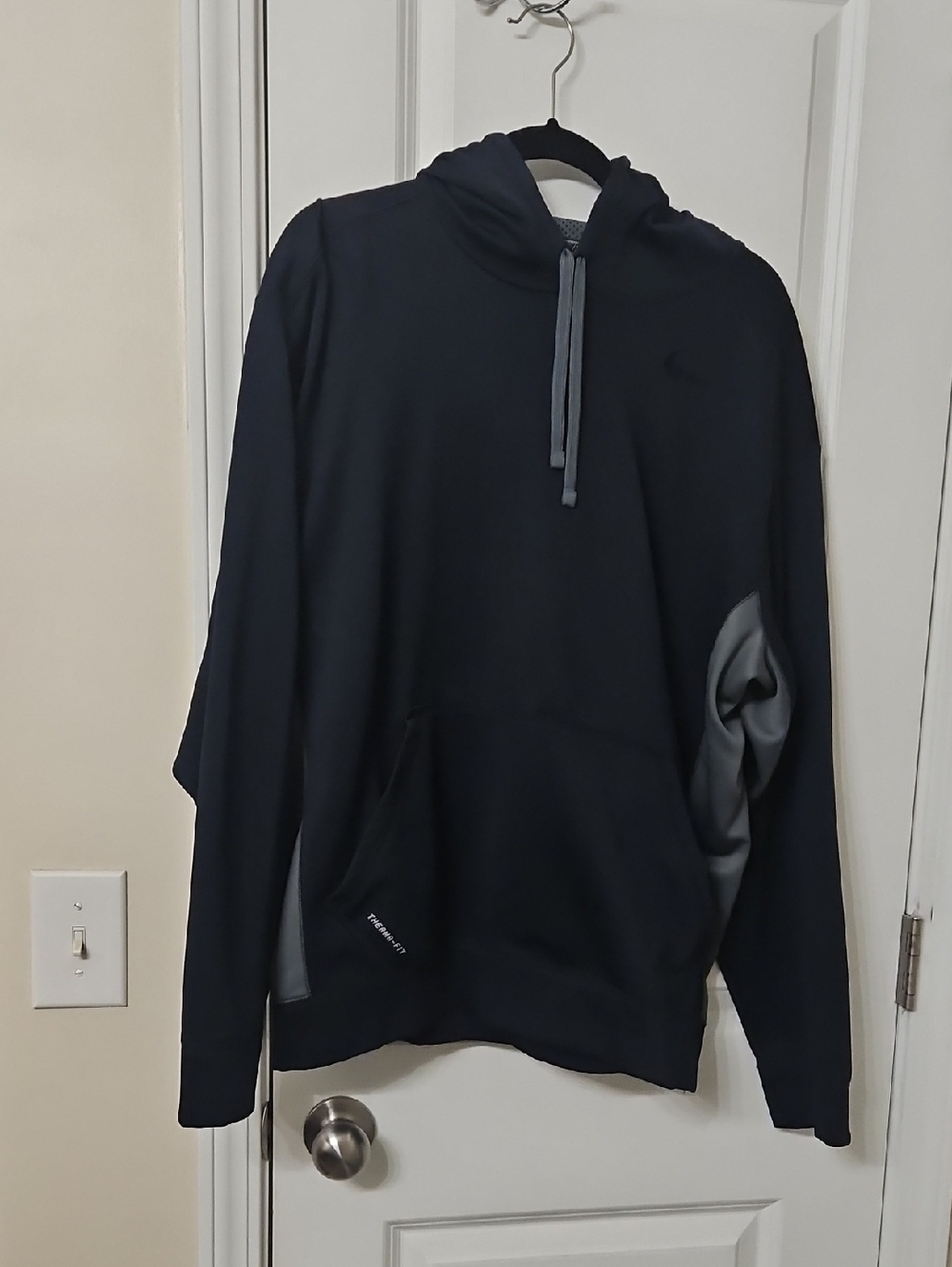 Nike Navy Blue & Gray Therma-Fit Pullover Hoodie
